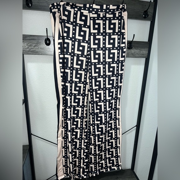 CHICME Long Sleeve Top & Pants Set - Picture 3 of 4